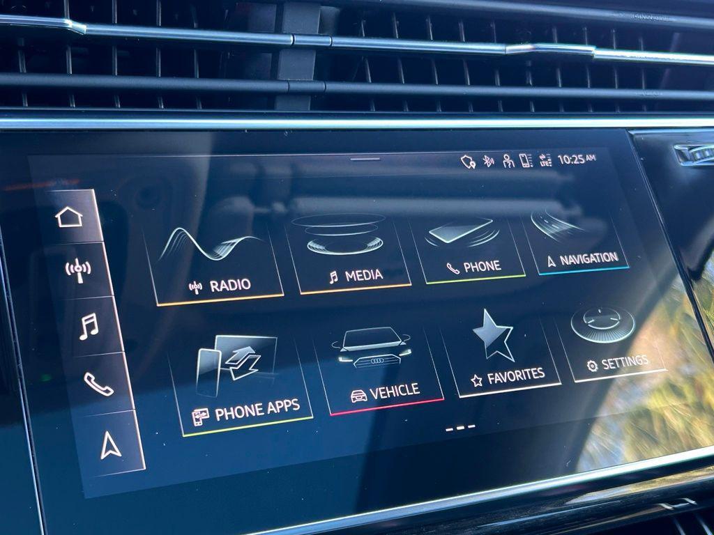 used 2023 Audi Q7 car, priced at $37,498