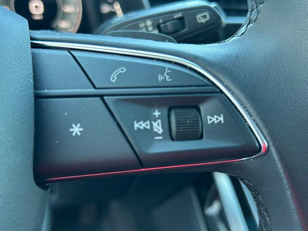 used 2023 Audi Q7 car, priced at $37,498