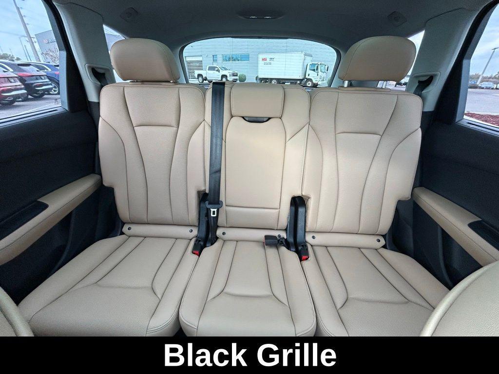 new 2026 Audi Q7 car, priced at $73,705