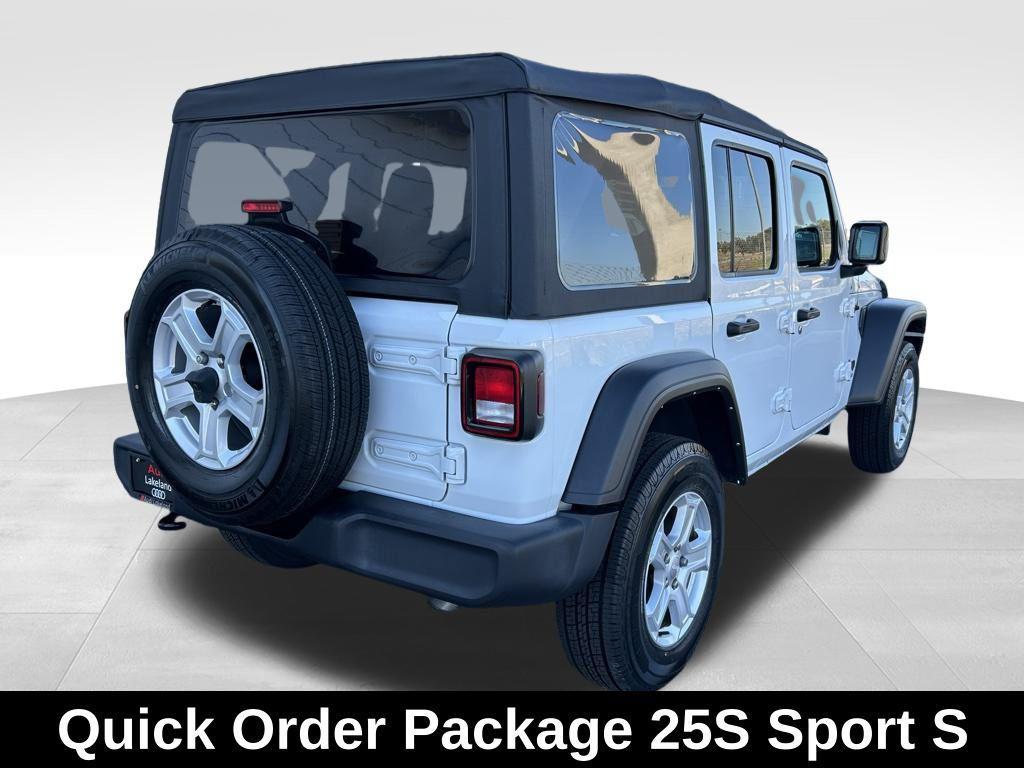 used 2022 Jeep Wrangler Unlimited car, priced at $27,995