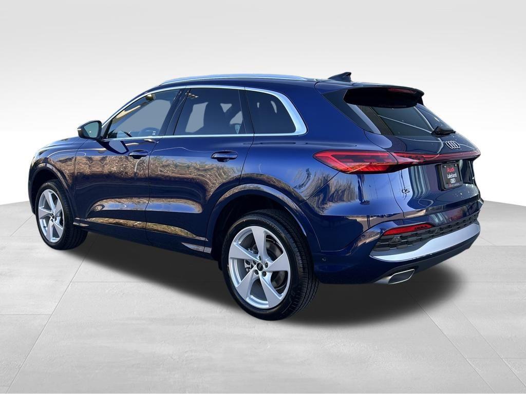 new 2025 Audi Q5 car, priced at $56,566