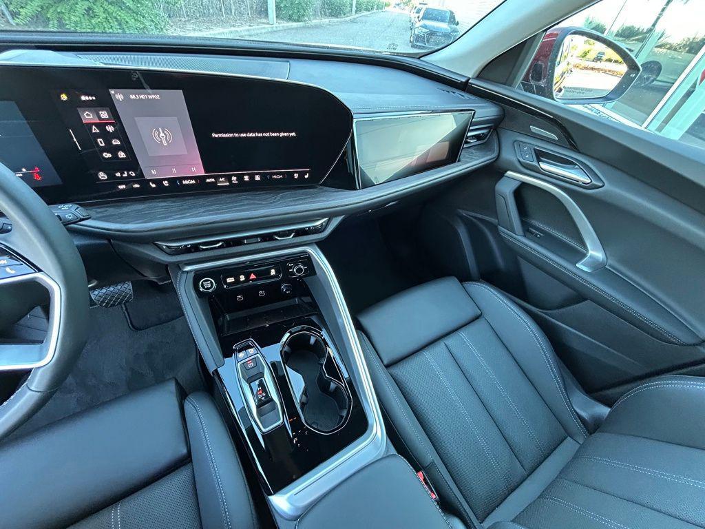 new 2025 Audi Q5 car, priced at $59,303