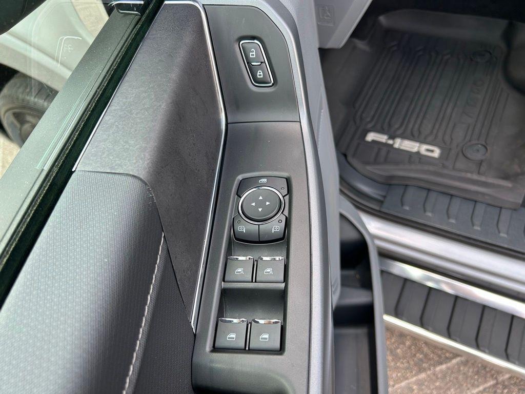 used 2025 Ford F-150 car, priced at $41,525