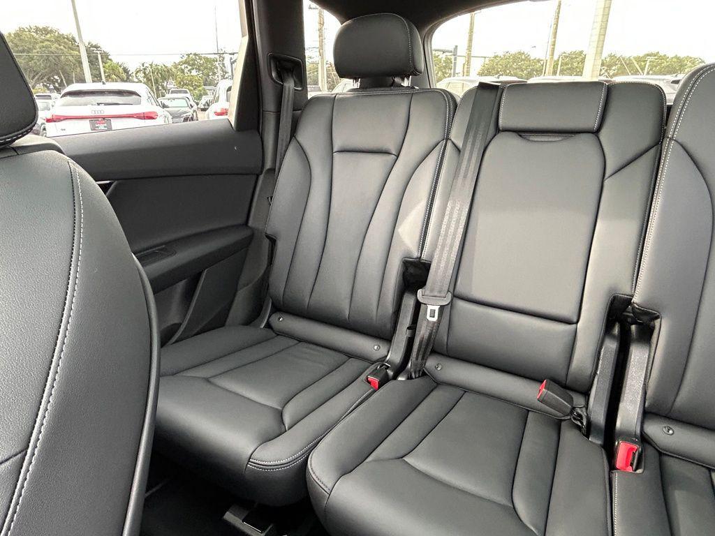 new 2026 Audi Q7 car, priced at $64,667