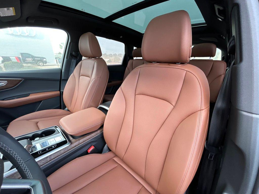 new 2026 Audi Q7 car, priced at $78,485