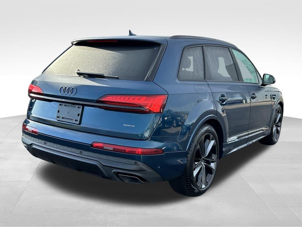 new 2026 Audi Q7 car, priced at $78,485