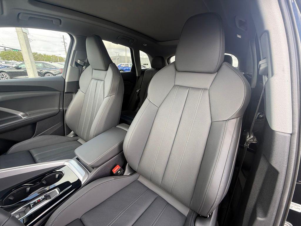 new 2025 Audi Q5 car, priced at $54,264