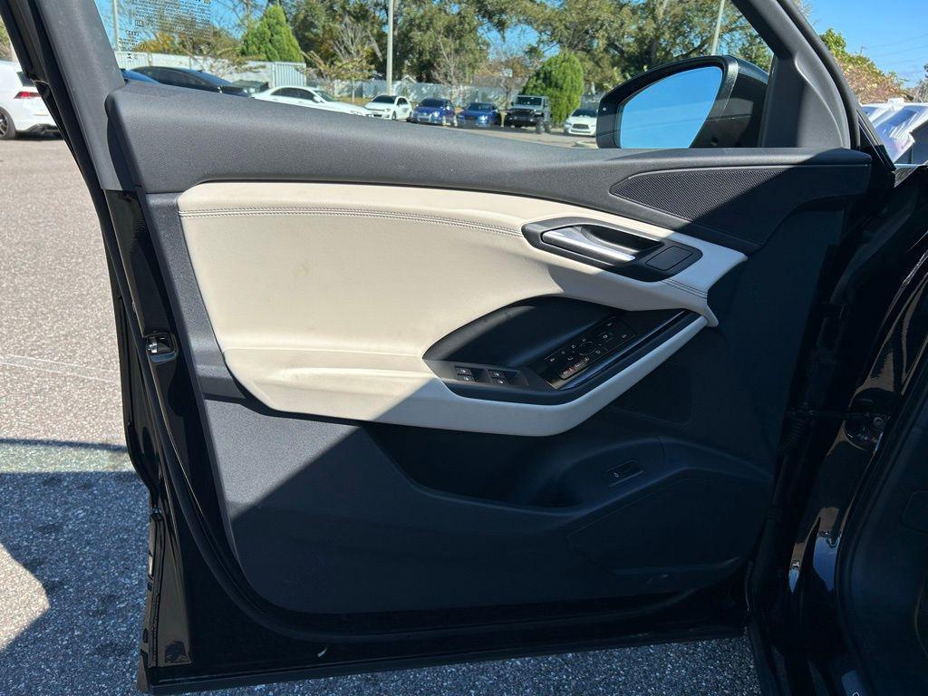 used 2025 Audi Q6 e-tron car, priced at $46,991