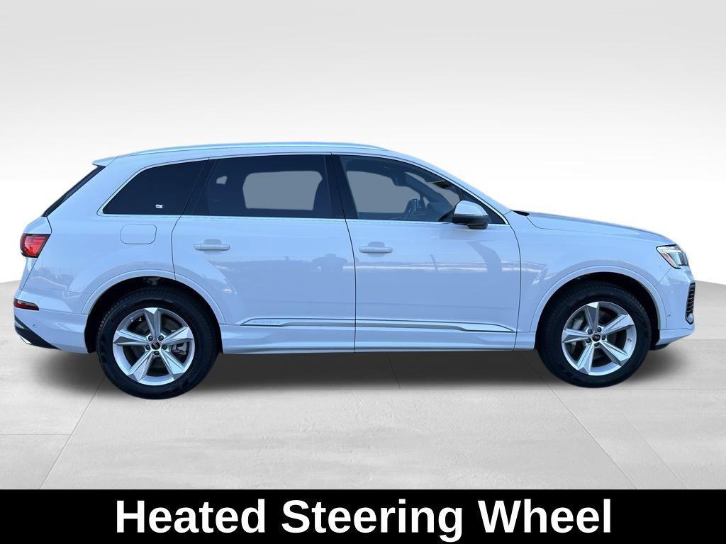 used 2025 Audi Q7 car, priced at $58,991