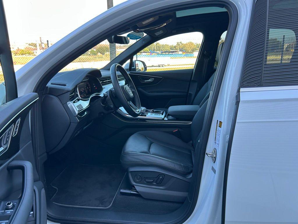 used 2025 Audi Q7 car, priced at $58,991