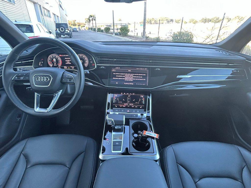 used 2025 Audi Q7 car, priced at $58,991