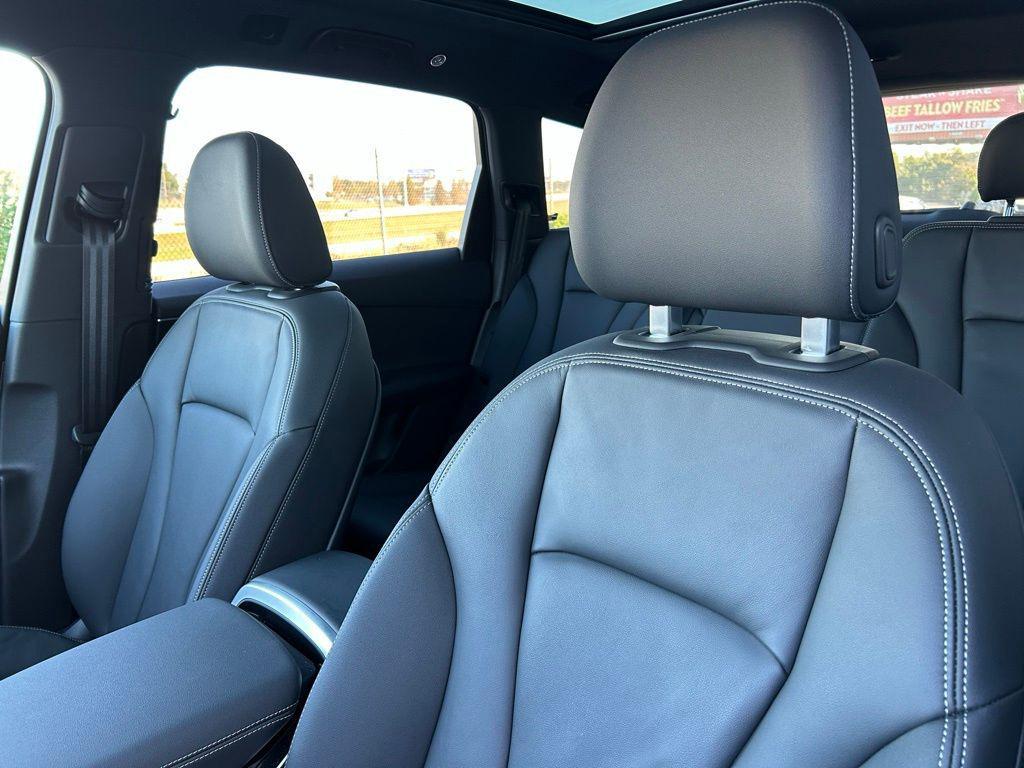 used 2025 Audi Q7 car, priced at $58,991