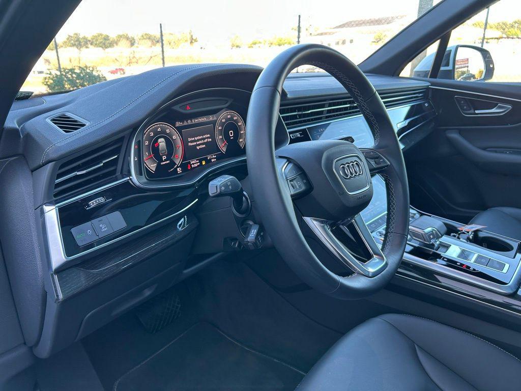 used 2025 Audi Q7 car, priced at $58,991