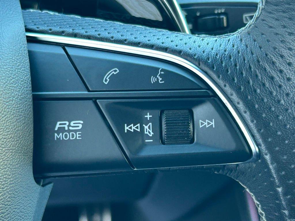 used 2021 Audi RS Q8 car, priced at $59,692