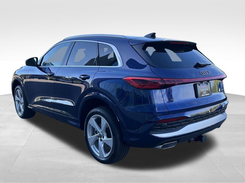 new 2025 Audi Q5 car, priced at $55,660