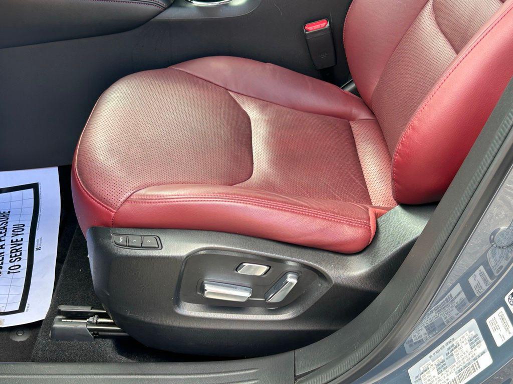 used 2023 Mazda CX-9 car, priced at $28,998