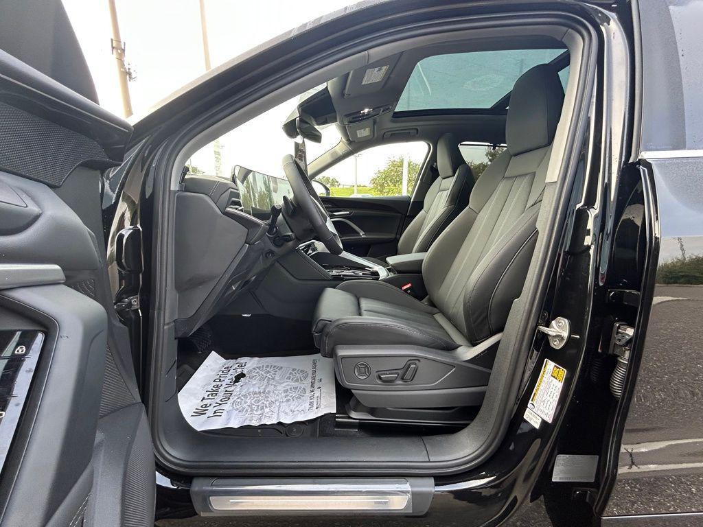 new 2025 Audi Q5 car, priced at $56,994