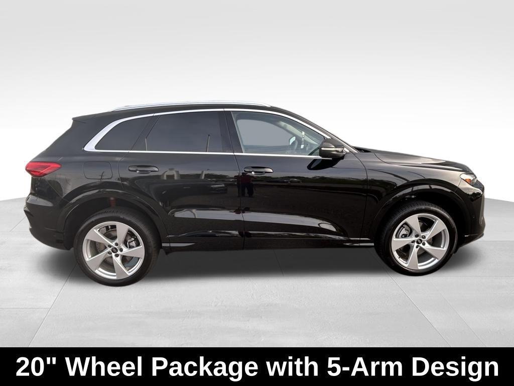 new 2025 Audi Q5 car, priced at $55,660