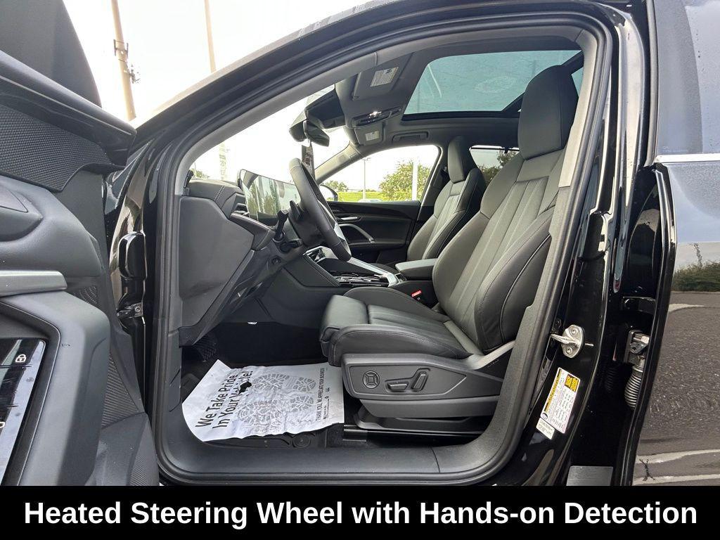 new 2025 Audi Q5 car, priced at $55,660