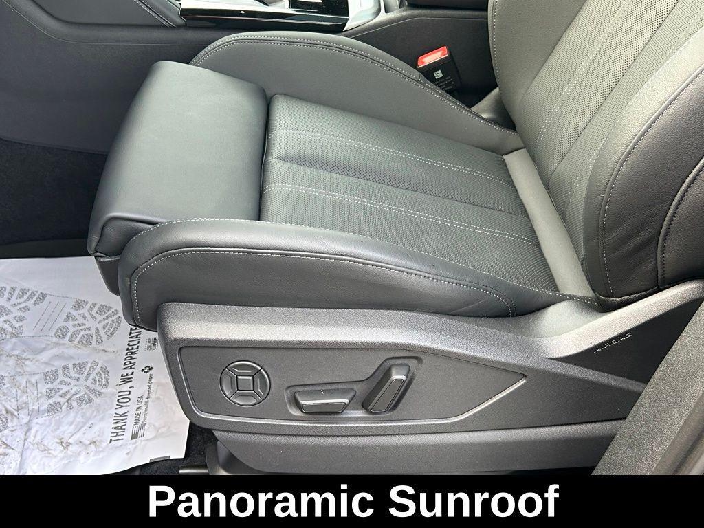 new 2025 Audi Q5 car, priced at $55,660