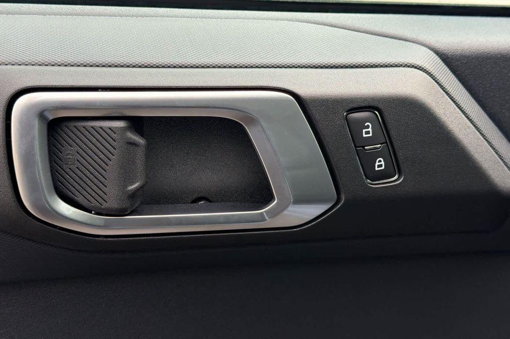 new 2025 Ford Bronco car, priced at $46,978