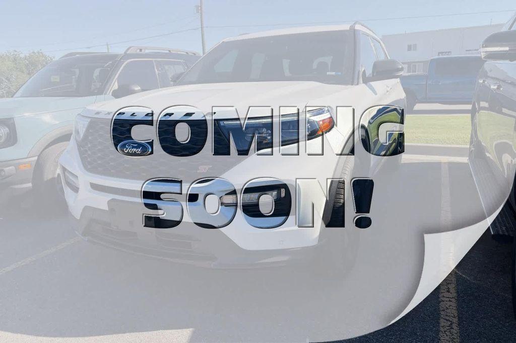 used 2023 Ford Explorer car, priced at $40,384