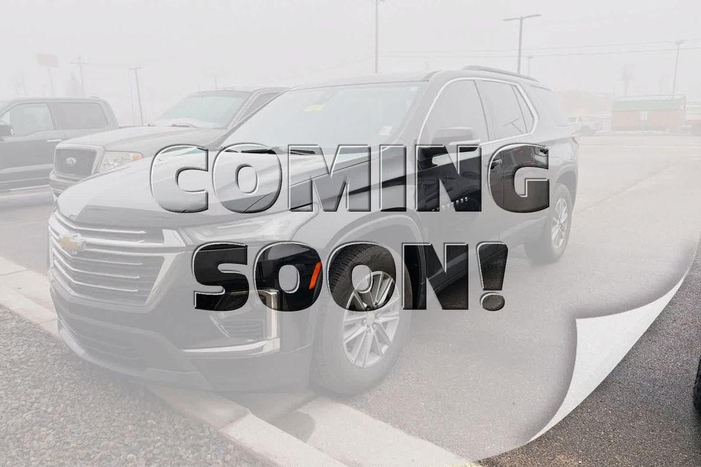 used 2022 Chevrolet Traverse car, priced at $23,999