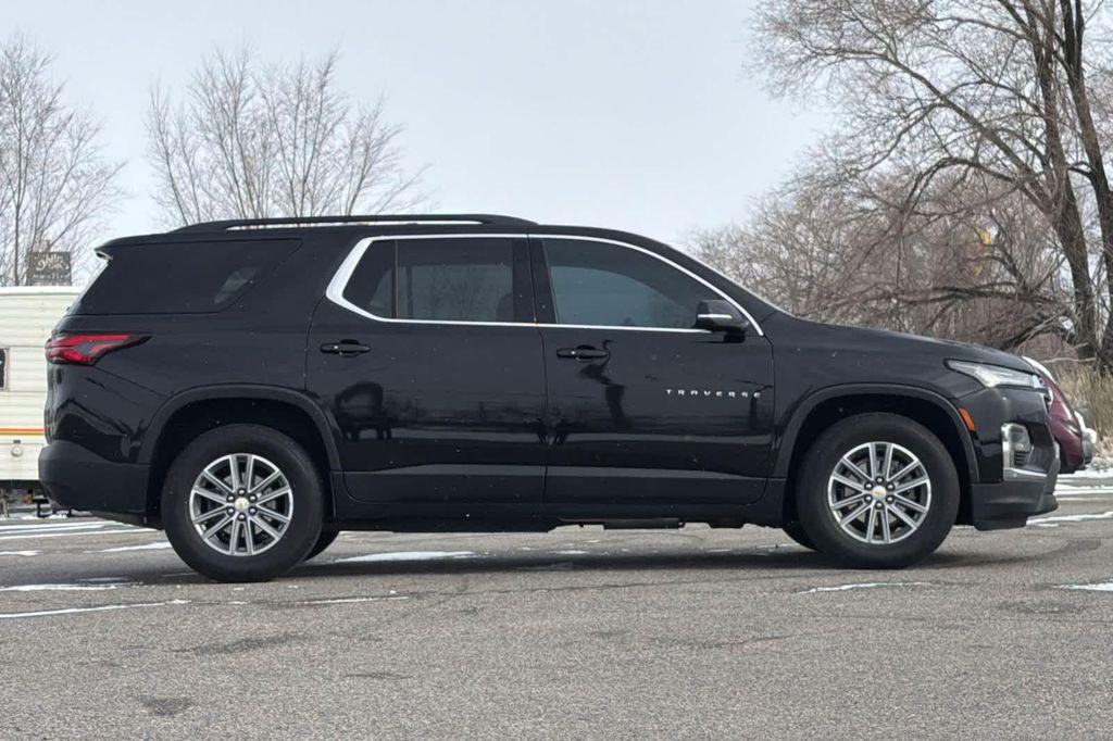 used 2022 Chevrolet Traverse car, priced at $23,999