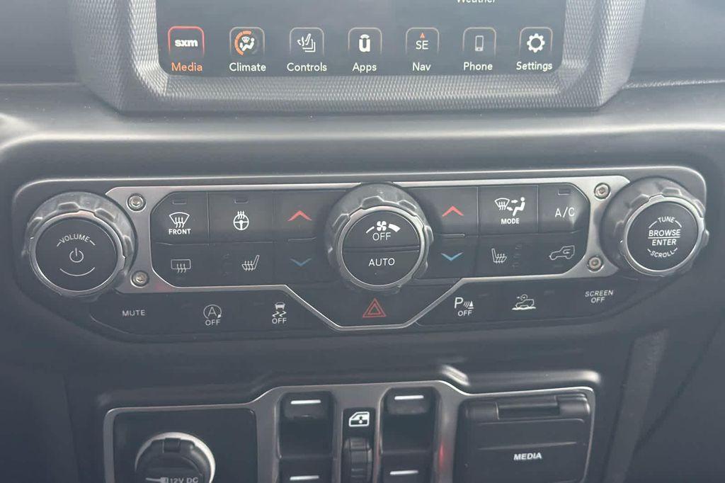 used 2022 Jeep Gladiator car, priced at $29,933