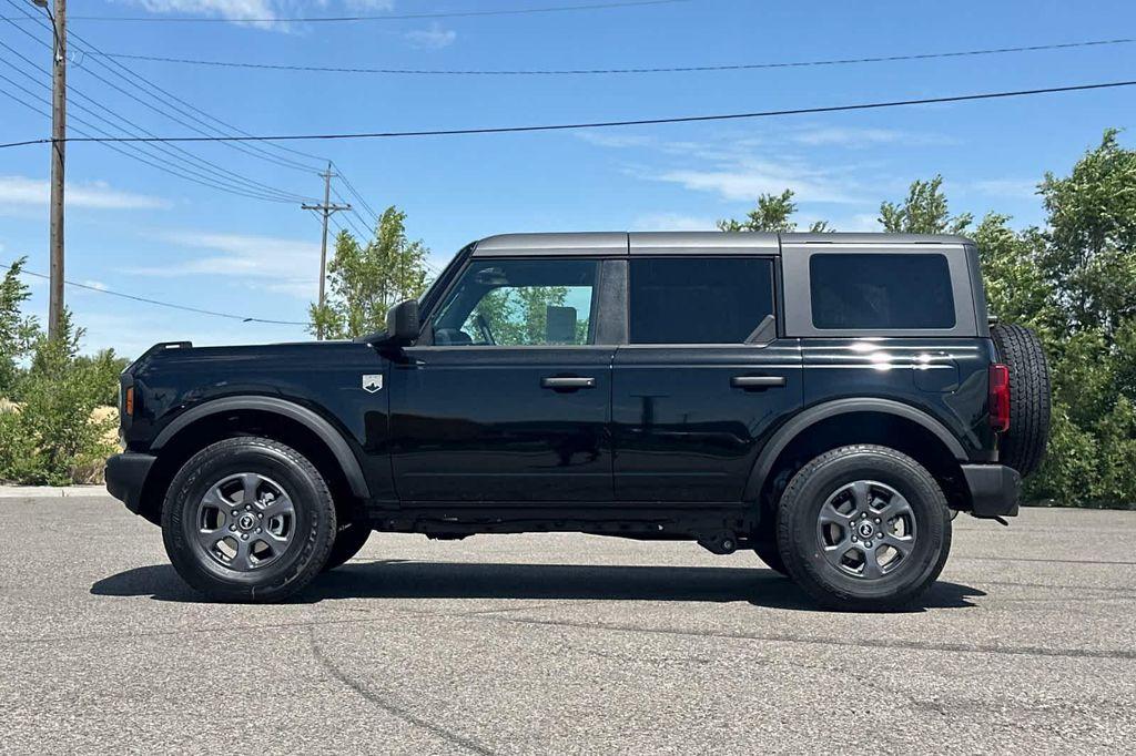 new 2025 Ford Bronco car, priced at $44,352