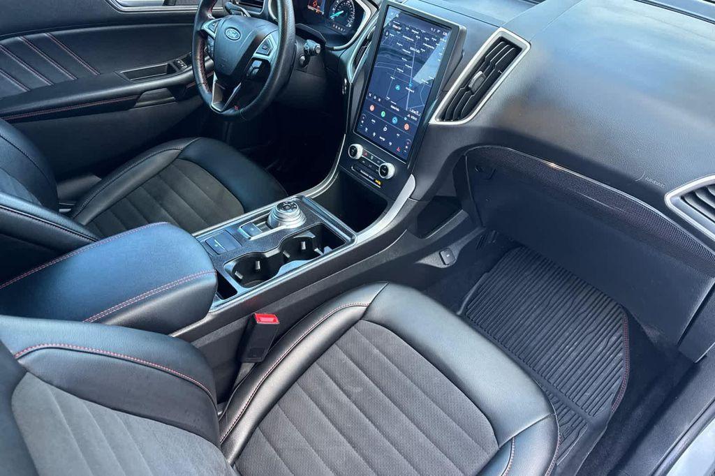 used 2021 Ford Edge car, priced at $22,992