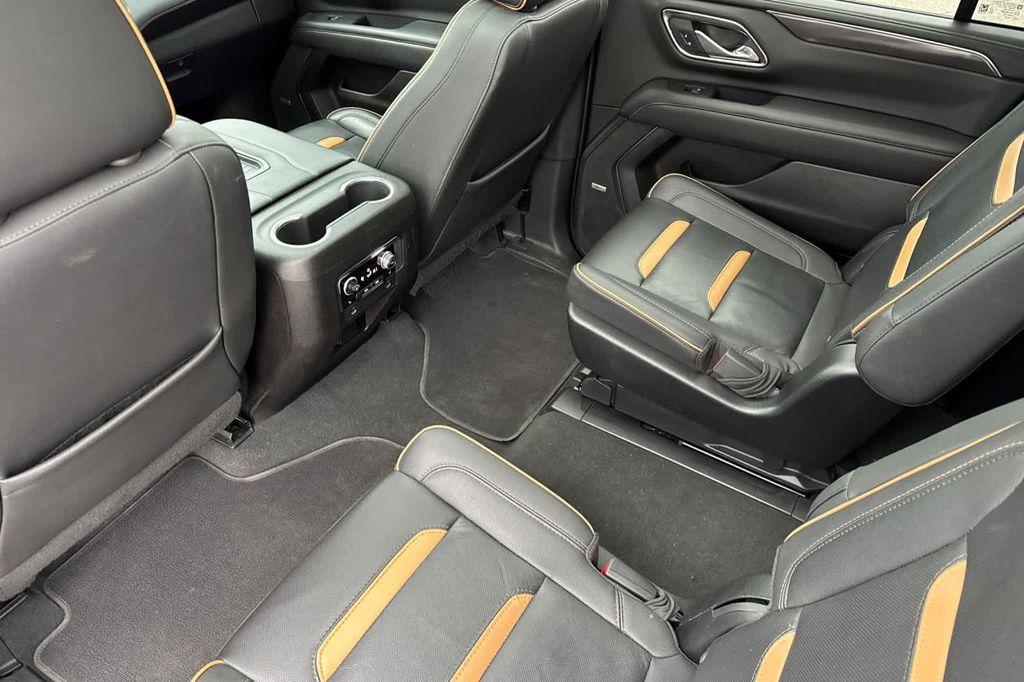 used 2023 GMC Yukon XL car, priced at $46,999