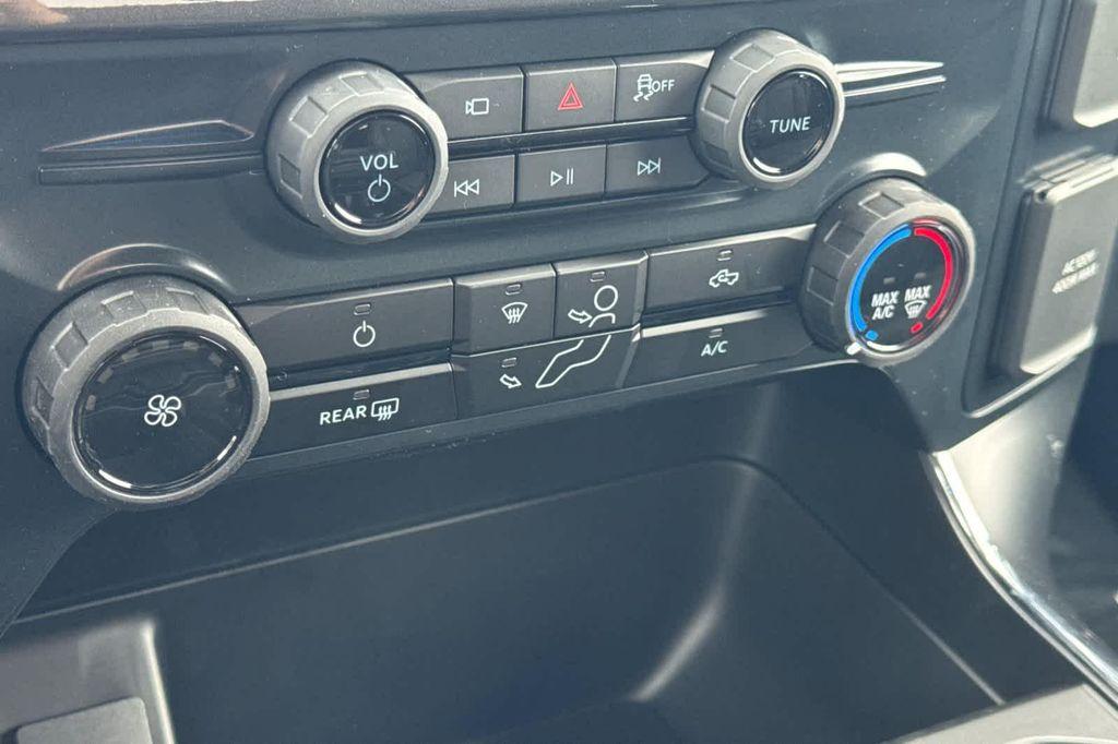 new 2025 Ford F-150 car, priced at $47,021