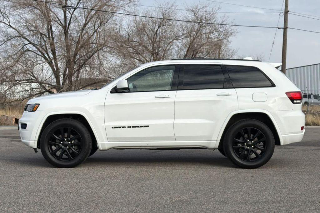 used 2020 Jeep Grand Cherokee car, priced at $15,734