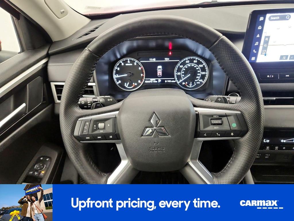 used 2025 Mitsubishi Outlander car, priced at $25,998