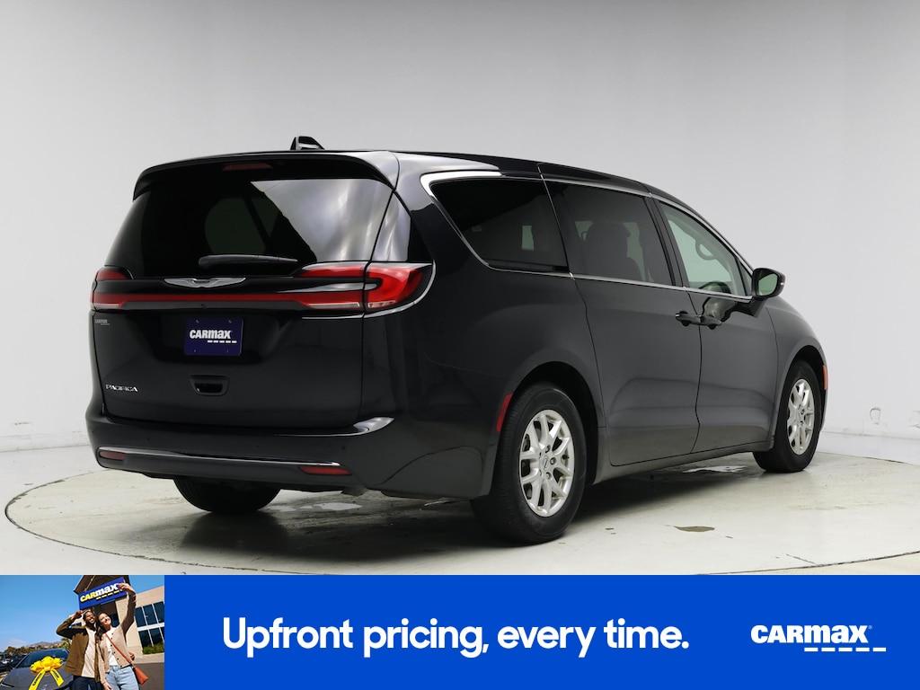 used 2023 Chrysler Pacifica car, priced at $25,998