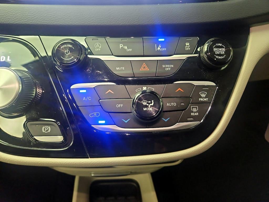 used 2023 Chrysler Pacifica car, priced at $23,998