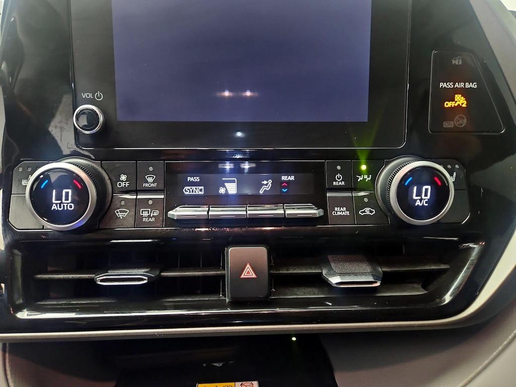 used 2024 Toyota Highlander car, priced at $38,998