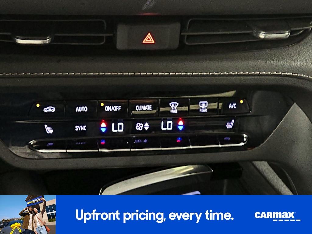 used 2023 Buick Envision car, priced at $20,998
