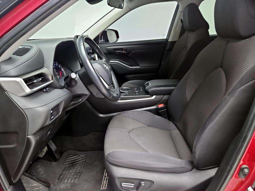 used 2022 Toyota Highlander car, priced at $26,998