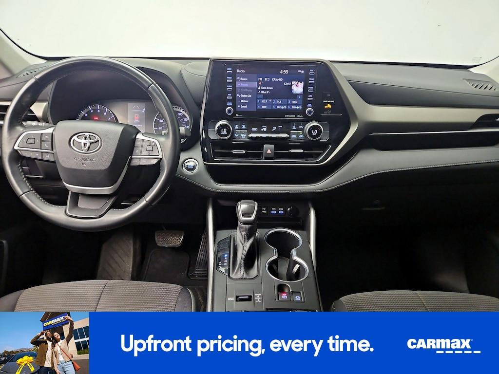 used 2022 Toyota Highlander car, priced at $26,998