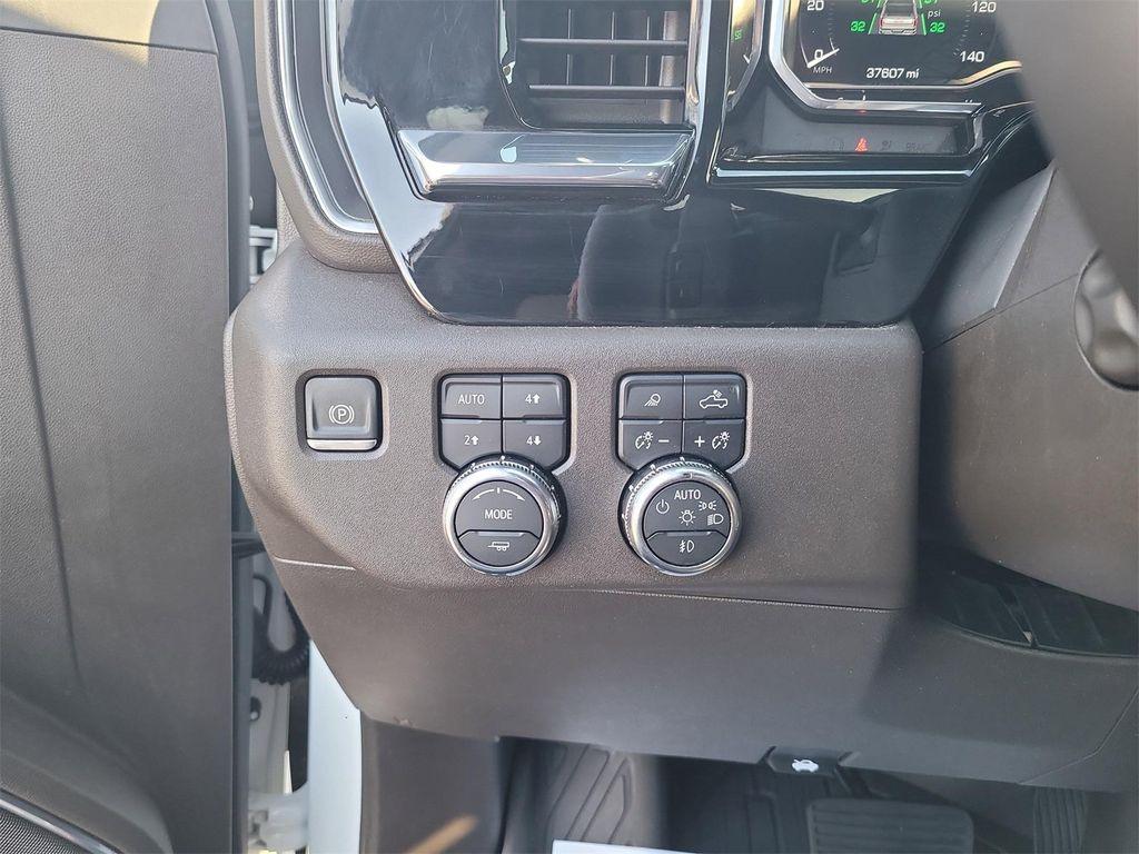 used 2024 GMC Sierra 1500 car, priced at $46,073