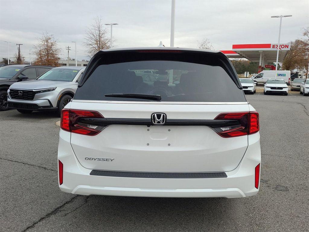 new 2026 Honda Odyssey car, priced at $42,164