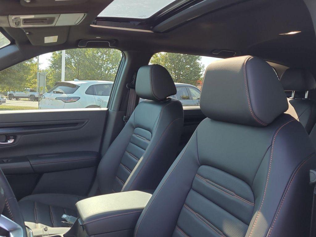 new 2026 Honda CR-V Hybrid car, priced at $39,684