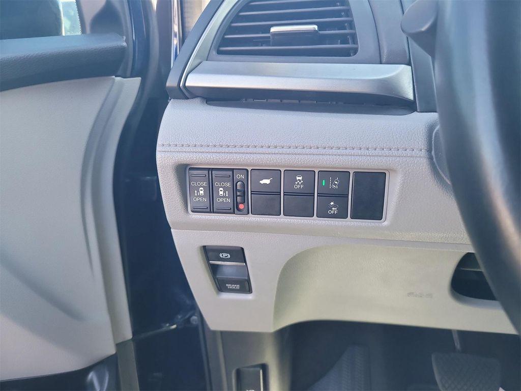 used 2020 Honda Odyssey car, priced at $25,989