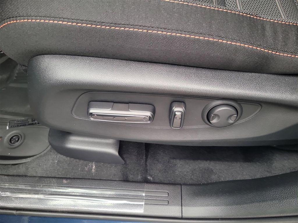 new 2026 Honda CR-V Hybrid car, priced at $40,250