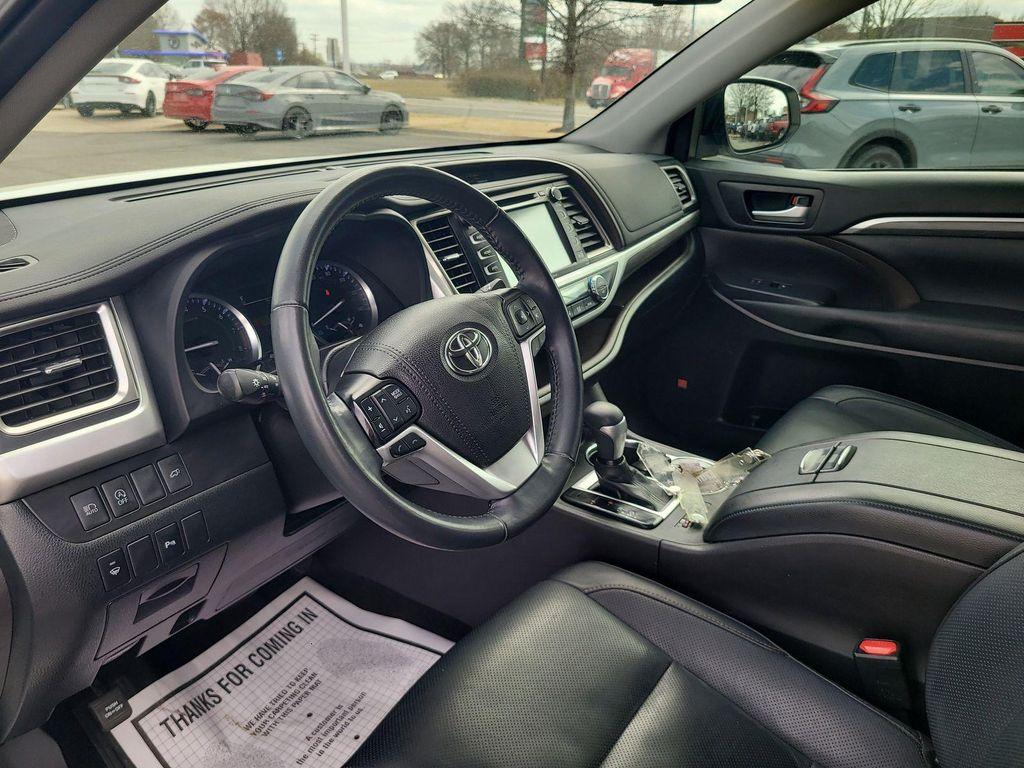 used 2019 Toyota Highlander car, priced at $20,776