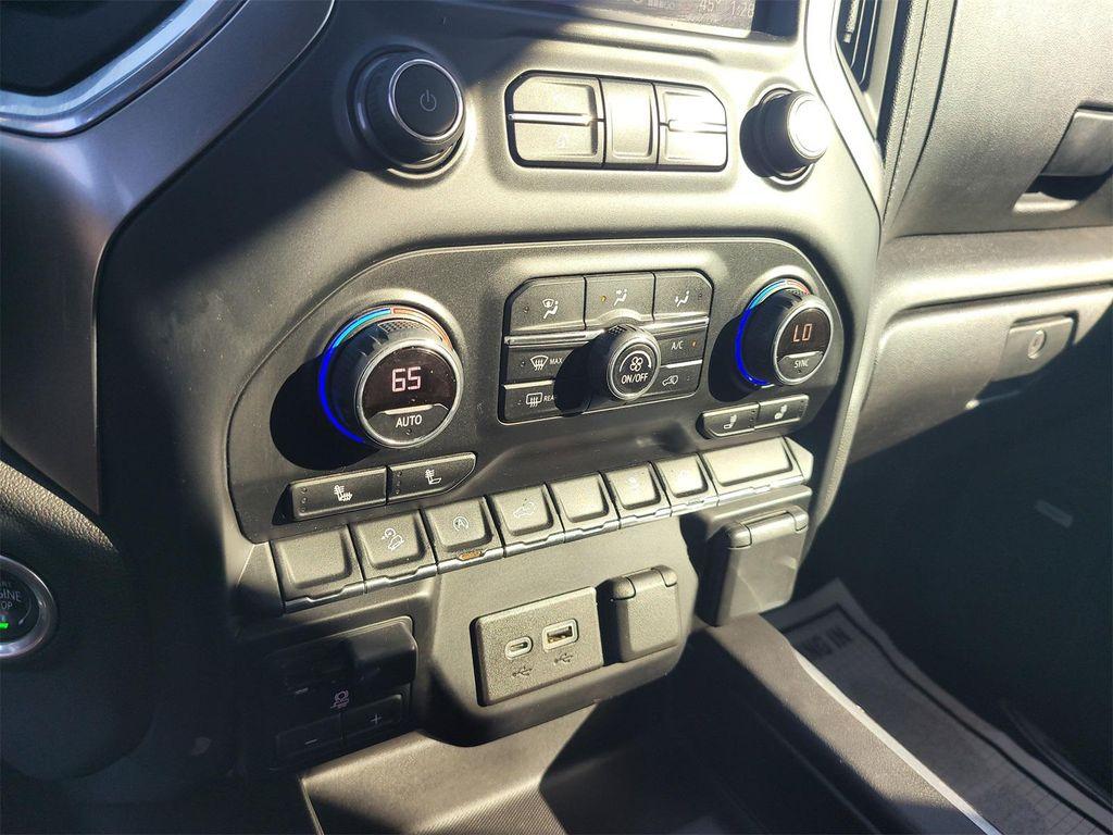 used 2021 Chevrolet Silverado 1500 car, priced at $30,760