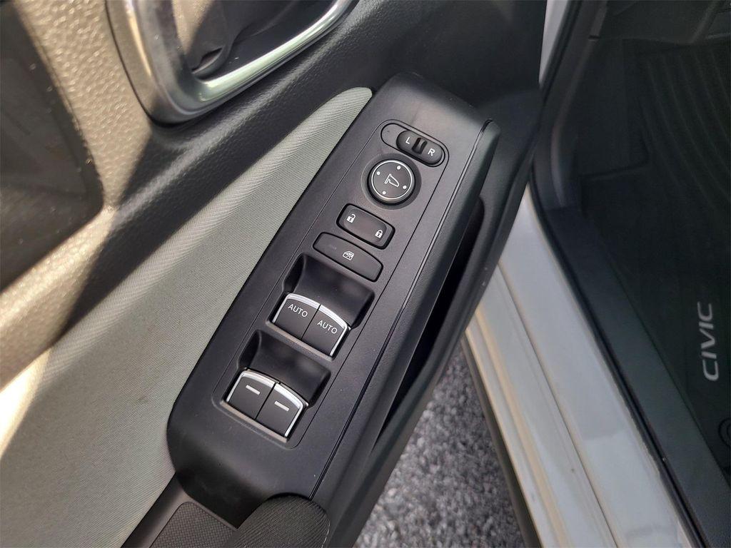 new 2026 Honda Civic Hybrid car, priced at $32,245