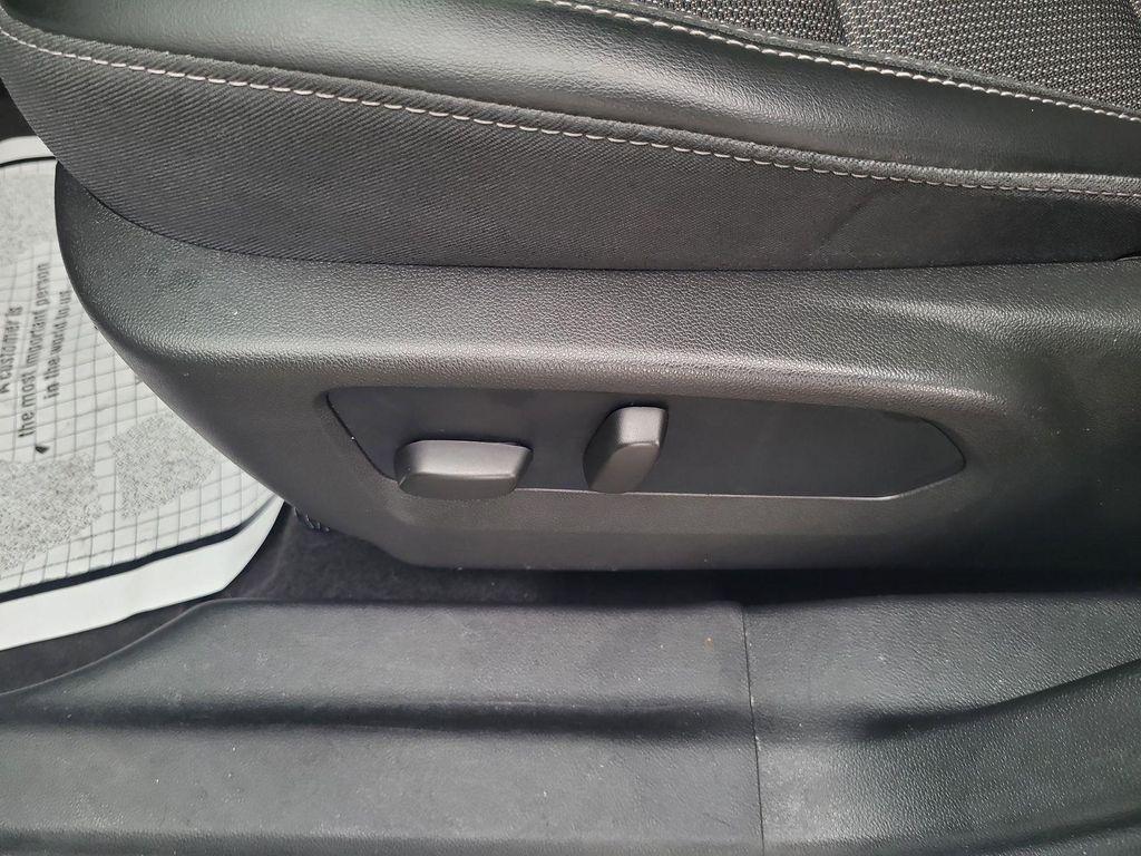 used 2022 Buick Envision car, priced at $17,784